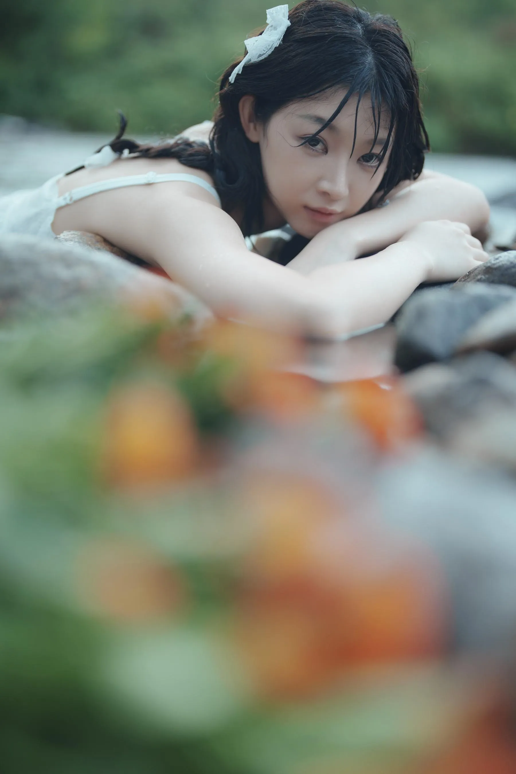 [YITUYU艺图语]2022.09.12 又甜又欲，很难不爱。山涧溪水，清凉一夏 七七 [57P]插图2